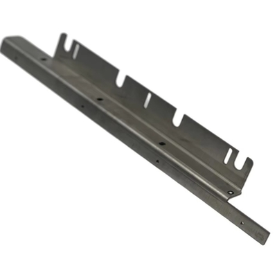 Connettori in acciaio inossidabile e apparecchiature in lamiera di acciaio con rivestimento in polvere