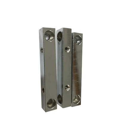 Prodotti hardware di precisione Parti di lavorazione CNC in acciaio inossidabile con processo di stampaggio