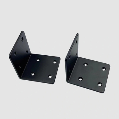 Componenti hardware CNC in acciaio inossidabile con rivestimento in polvere nera per assemblaggio su misura