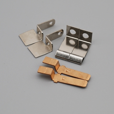 Prodotti di hardware di precisione Parti di stampaggio in fabbriche per stampi per foratura di metallo su misura