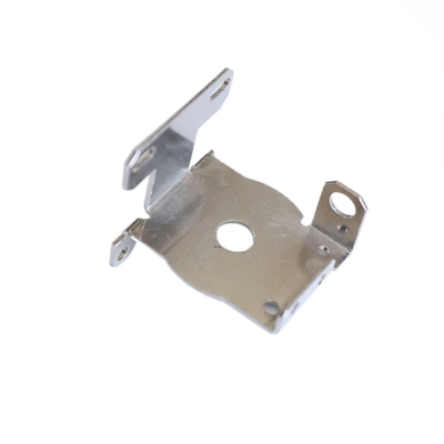 Prodotti hardware di precisione con capacità di stampaggio, taglio laser, piegatura e saldatura