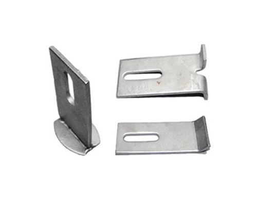 Prodotti di hardware di precisione in fabbrica Processo di stampaggio Clip di molla in acciaio inossidabile