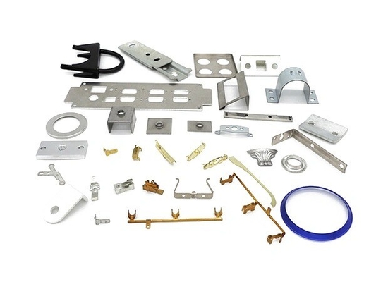 Prodotti di hardware di precisione in fabbrica Processo di stampaggio Clip di molla in acciaio inossidabile